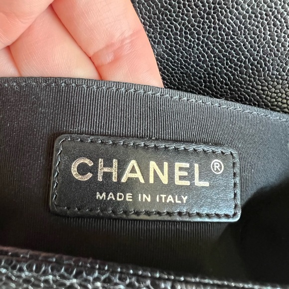 Authentic Chanel small boy bag. - Picture 8 of 8